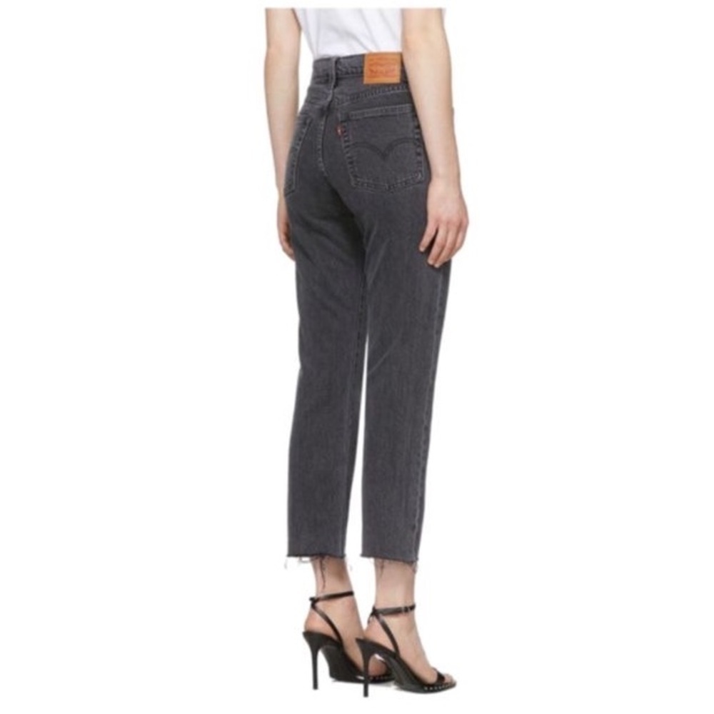 Levi's Premium Wedgie Raw Hem Jeans | Grey | Size 27 Waist - Picture 2 of 8